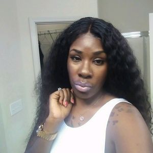 Meet your Posher, Tiffany